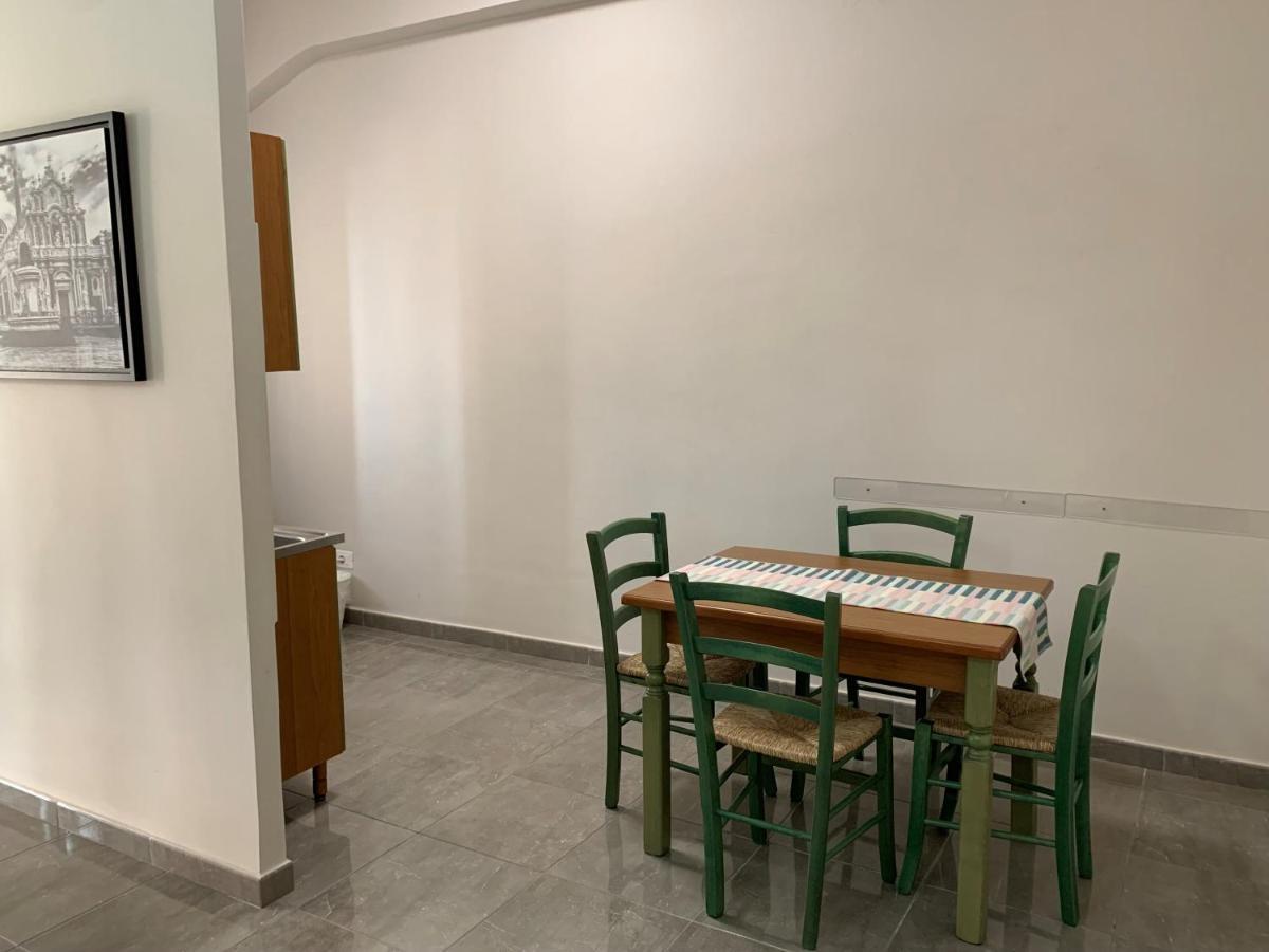 Mita Apartments Катания Екстериор снимка