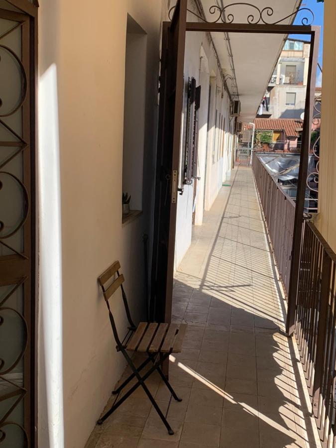 Mita Apartments Катания Екстериор снимка
